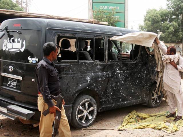 Chinese citizen injured in Karachi bomb blast