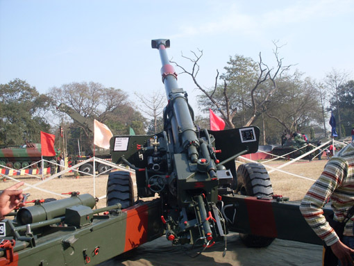 Indigenously developed artillery guns ‘Dhanush’ handed over to Indian Army