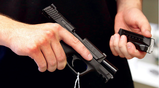“54% Americans favour carrying weapons for self defence”, says survey reports of US media