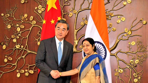 Indian and Chinese Foreign Ministers meet to discuss disputed issues