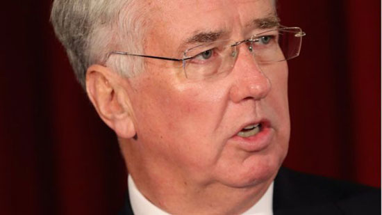 Britain too could launch aggressive cyber attacks against Russia, warns Defense Minister Michael Fallon