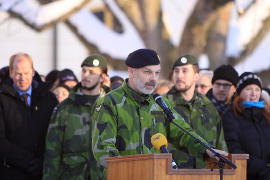 स्वीडन की सेना ‘तीसरे विश्वयुद्ध’ के लिए सुसज्जित रहें – स्वीडन सेनाप्रमुख