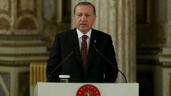 राष्ट्राध्यक्ष एर्दोगन के दबाव के कारण तुर्की के प्रधानमंत्री अहमत दावुतोग्लु का इस्तीफ़ा