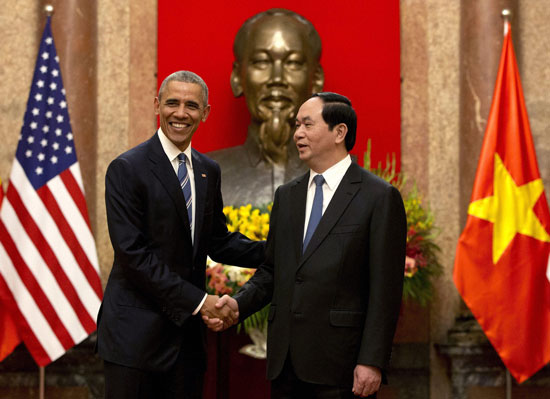 अमरिकी राष्ट्राध्यक्ष का ऐतिहासिक व्हिएतनाम दौरा