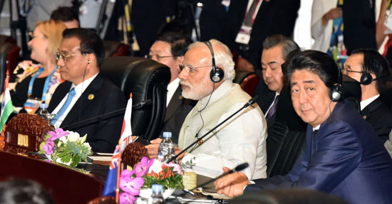 आतंकवाद की निर्यात का सभी देशों को ख़तरा : भारतीय प्रधानमंत्री की चेतावनी
