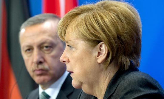 ‘जर्मनी तुर्की के ‘इन्सिर्लिक’ अड्डे पर तैनात सेना वापस बुलायेगा’ : चॅन्सेलर अँजेला मर्केल की चेतावनी