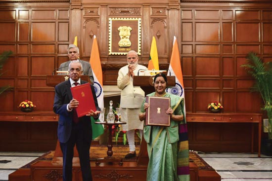 श्रीलंका के प्रधानमंत्री भारत यात्रा पर; आर्थिक सहयोग समझौता संपन्न