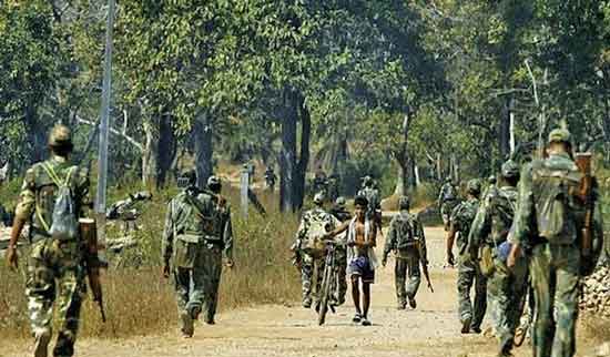 छत्तीसगढ के सुकमा में एक जवान शहीद; रक्षादलों के साथ मुठभेड में १५ माओवादी ढेर