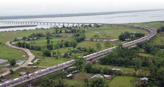 आसाम और अरुणाचल प्रदेश को जोड़नेवाले देश के सबसे लंबे पुल का प्रधानमंत्री द्वारा लोकार्पण