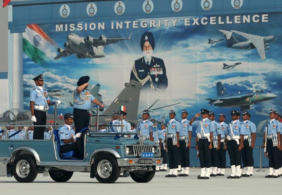 भारतीय वायुसेना किसी भी चुनौती के लिये तैयार- वायुसेनाप्रमुख धनोआ