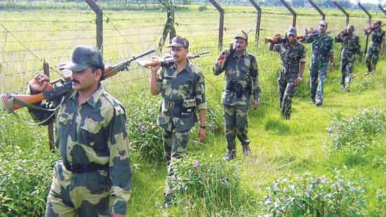 रोहिंग्या घुसपैठ की आशंका बढ़ने से म्यानमार एवं बांग्लादेश सीमा पर भारत का सुरक्षा दल सतर्क