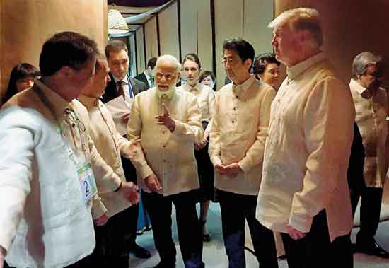 प्रधानमंत्री मोदी, मुलाकात, ईस्ट आशिया परिषद्, भारत, चर्चा, फिलिपाईन्स, व्हिएतनाम, उत्तर कोरिया
