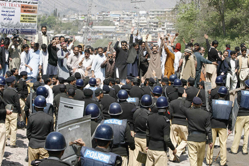 Major protests errupt in Pakistan Occupied Kashmir against rigged elections